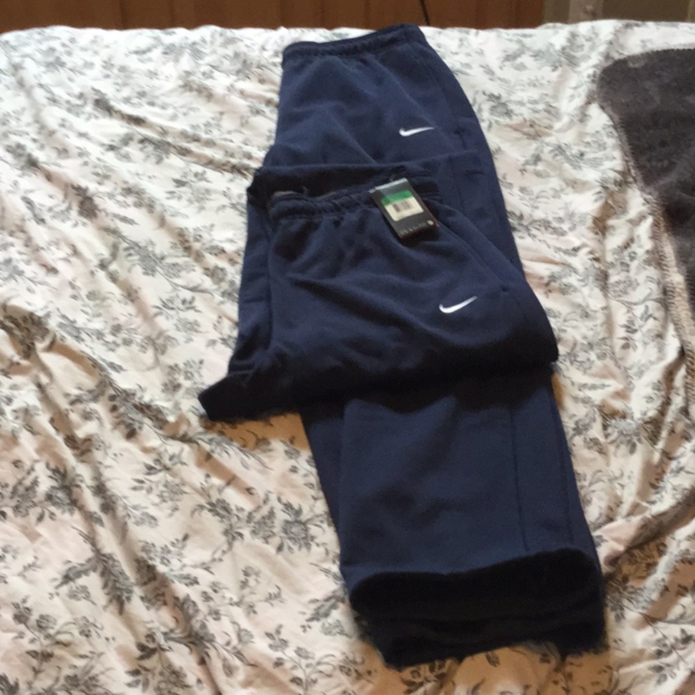 Nike Sweatpants 2 pairs Navy blue. XL bundle